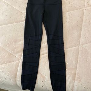 Ivivva mesh black leggings